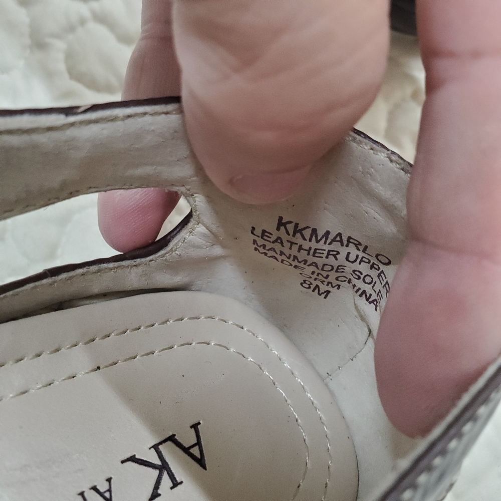 Anne Klein KKMarlo Size 8M Brown Leather Slip On - Picture 10 of 11